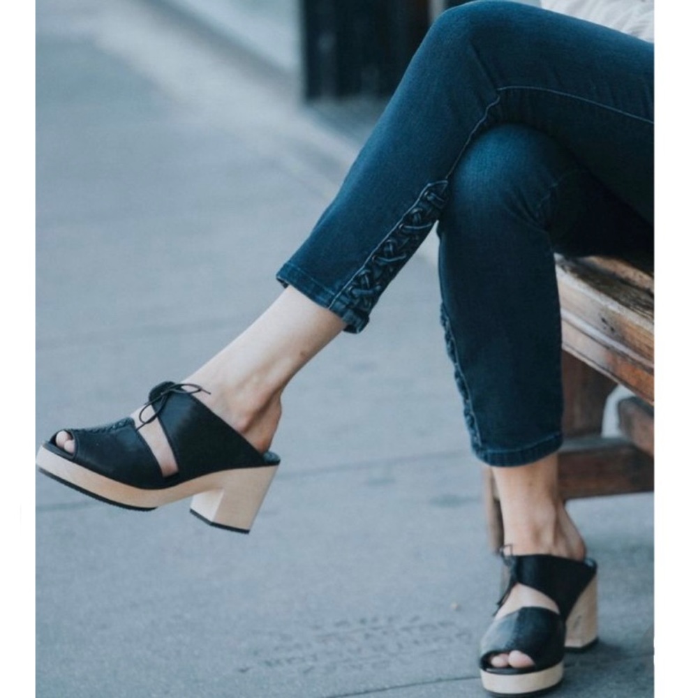 Kelsi Dagger Marion Black Platform Sandals